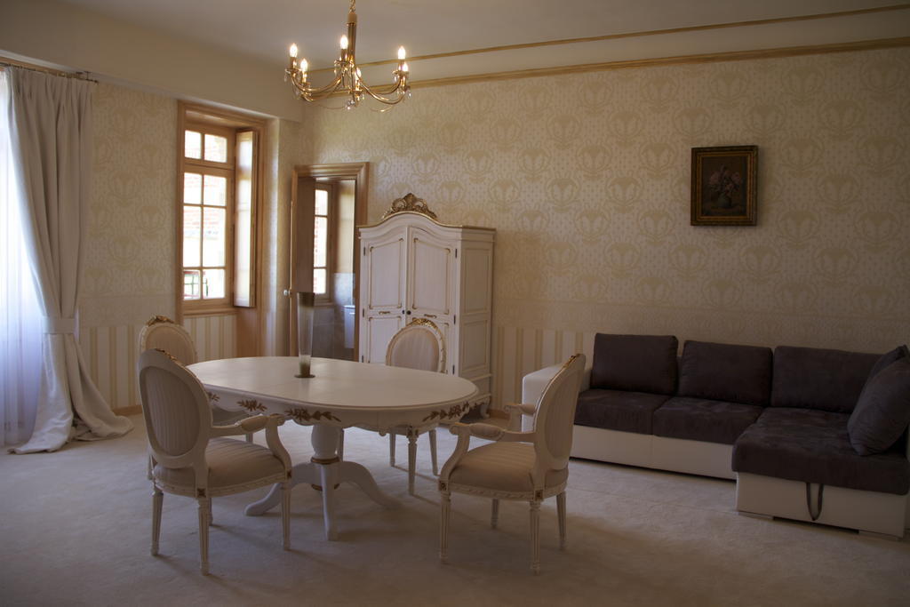 Chateau De Beguin Lurcy-Lévis Kamer foto